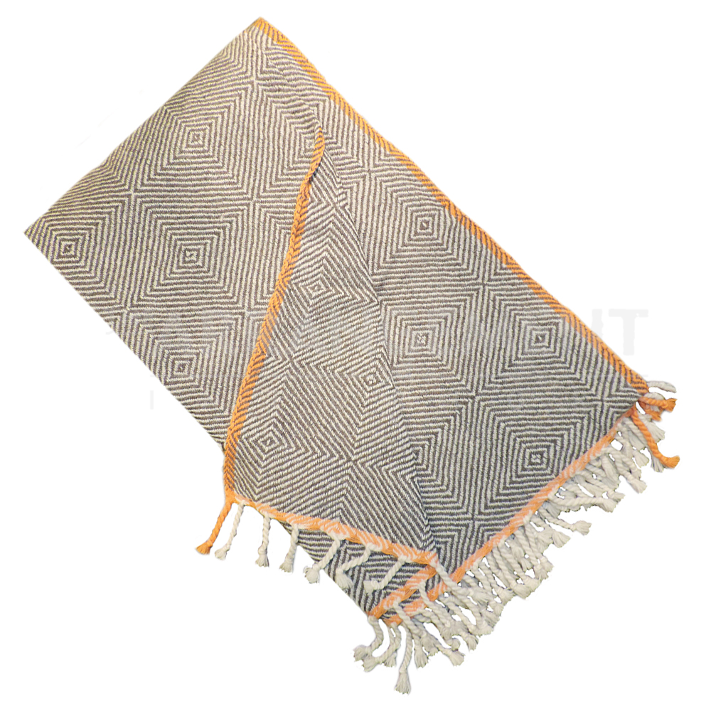 gift-list-for-the-party-host-the-arrangement