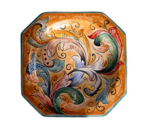 #22 Garlands Plate